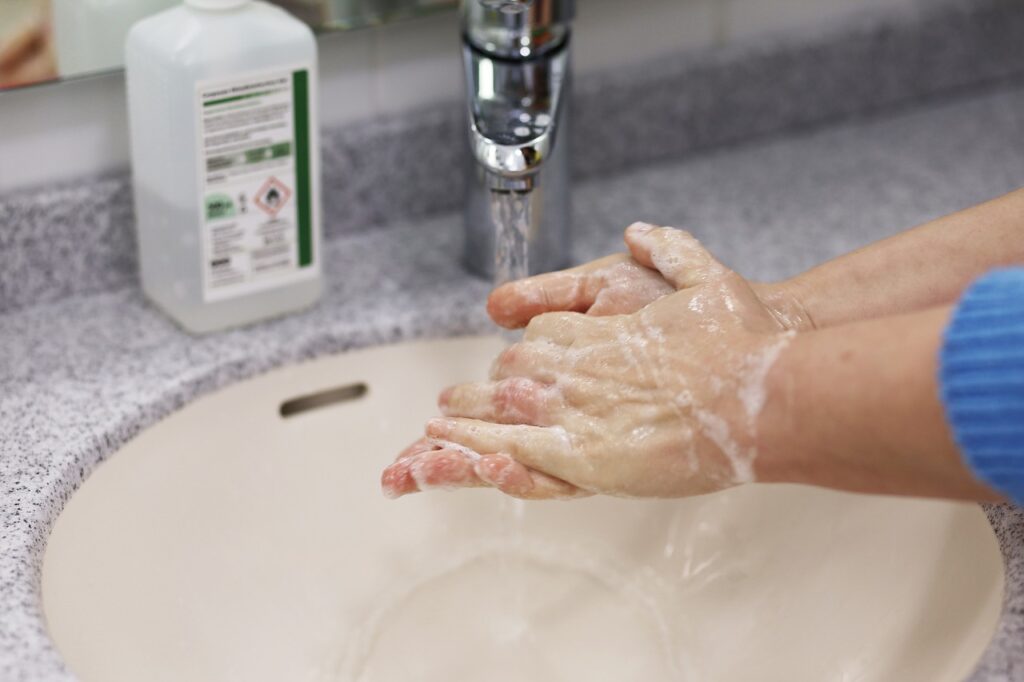 トイレの節水に役立つ簡単なコツとは？