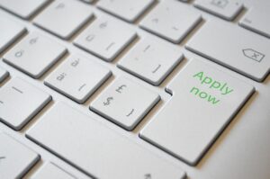 一人暮らしに最適な安いスーパーの探し方は？
